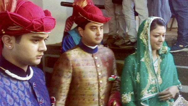 বিজেপিয়ে যোগ