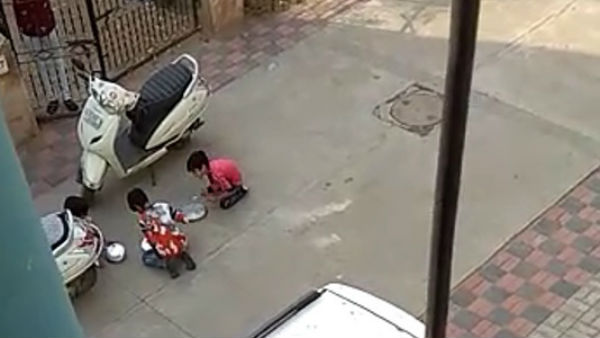 জনতা কার্ফু ও শঙ্খধ্বনি জনতা কার্ফু ও শঙ্খধ্বনি