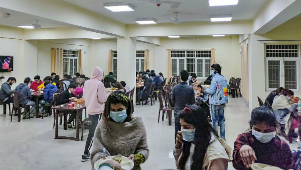 মহামারি াইনের ৩ নম্বর ধারায় অভিযোগ দায়ের