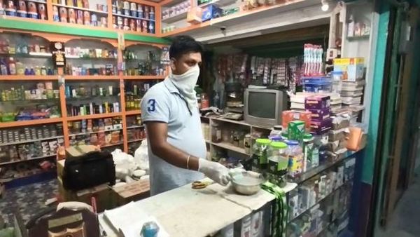  মাস্ক সংকট বাড়ছে দেশে
