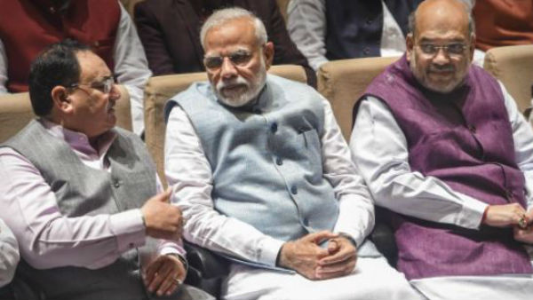 'গণতন্ত্রের উলঙ্গ নাচ চলছে'