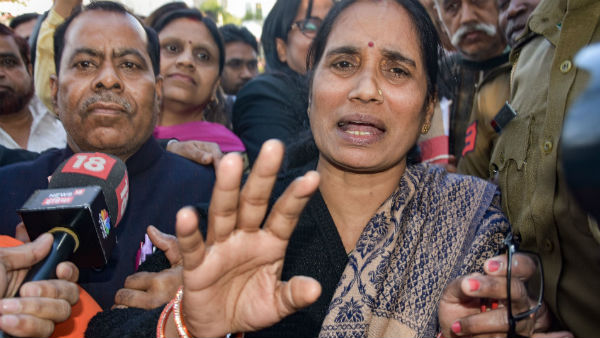 পবন গুপ্ত ফের আবেদন জানায় পবন গুপ্ত ফের আবেদন জানায়