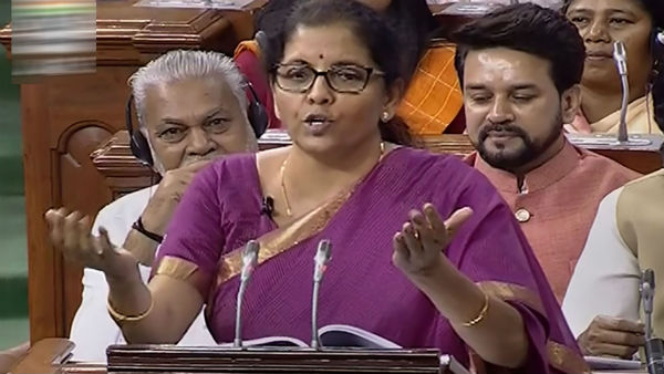 'বেলআউট' নিয়ে তর্জা তুঙ্গে লোকসভায় 'বেলআউট' নিয়ে তর্জা তুঙ্গে লোকসভায়