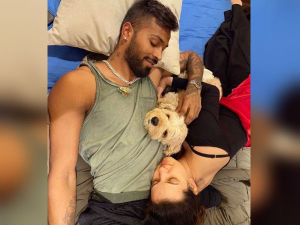 বান্ধবীর সঙ্গে কোয়ারেন্টাইনে