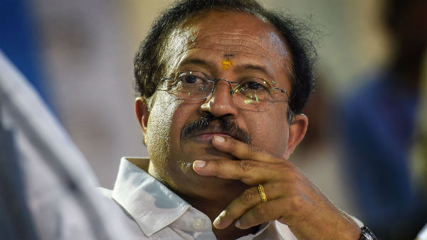 কোয়ারেন্টাইনে মন্ত্রী কোয়ারেন্টাইনে মন্ত্রী