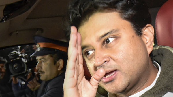 সচিন পাইলটের মেসেজ সিন্ধিয়াকে!