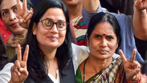 ঠিক কি হয়েছিল সে রাতে? ঠিক কি হয়েছিল সে রাতে?