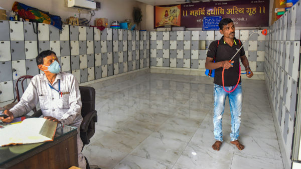 ১০০ শয্যা বিশিষ্ট প্রথম করোনা পরীক্ষা কেন্দ্র