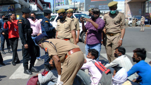 পরিযায়ী শ্রমিকরা উদ্বেগ বাড়াচ্ছে