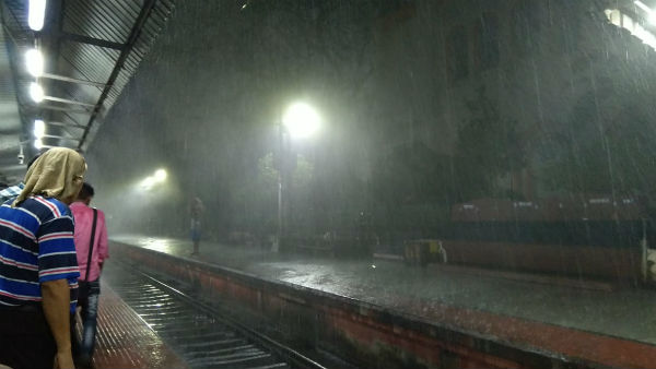 বুধবার সন্ধের পর জেলায় জেলায় বৃষ্টি