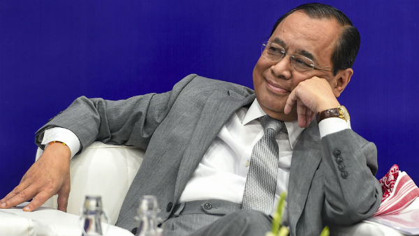 ২০১৮ সালে তৎকালীন সিজেআই-র বিরুদ্ধে বিদ্রোহ