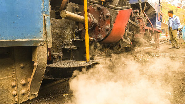 প্রথম ট্রেন