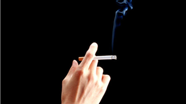 ধূমপানকারীদের মধ্যে করোনা রোগী অনেক কম