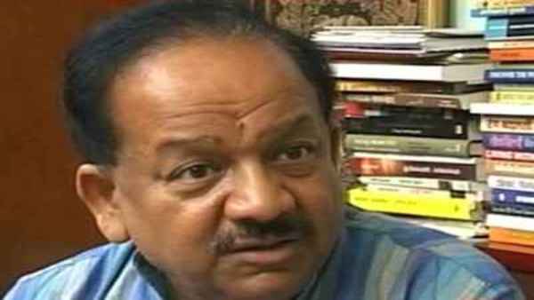 ভিডিও কলে আক্রান্তদের সঙ্গে কথা