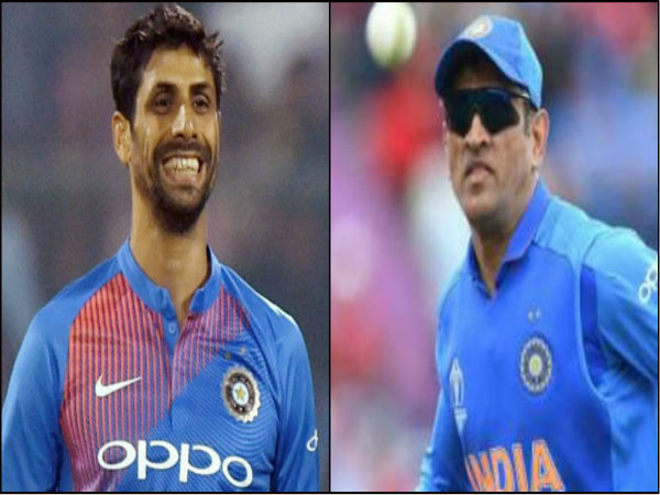 নেহরা বনাম ধোনি