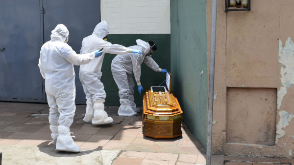 মৃত্যু মিছিল জারিী গোটা আমেরিকায়