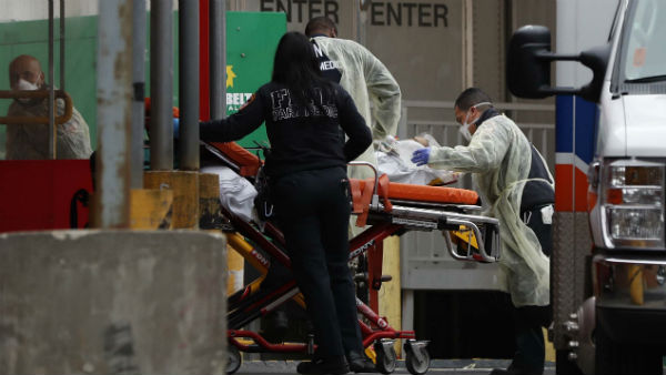 একটি পরিবার থেকে সংক্রমণ হয় দু’‌টি পরিবারে