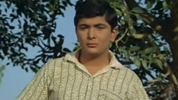 ‘মেরা নাম জোকার’ ছবিতে শিশু অভিনেতা হিসাবে আত্মপ্রকাশ ‘মেরা নাম জোকার’ ছবিতে শিশু অভিনেতা হিসাবে আত্মপ্রকাশ