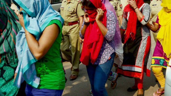 সামাজিক দূরত্ব মানা সম্ভবপর নয় যৌনকর্মীদের ক্ষেত্রে সামাজিক দূরত্ব মানা সম্ভবপর নয় যৌনকর্মীদের ক্ষেত্রে