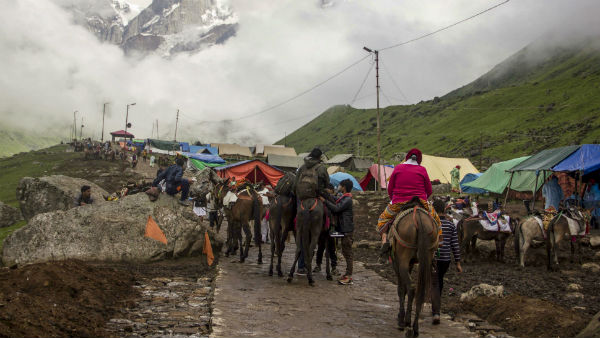 বুধবার ভোরে দরজা খোলা হয় মন্দিরের