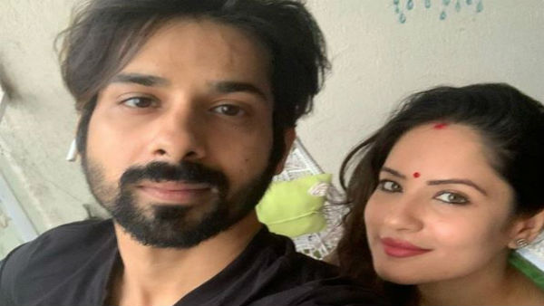 বিয়ে করলেন পুজা–কুণাল, সোশ্যাল মিডিয়ায় ছবি দিলেন সদ্য বিবাহিত দম্পতি বিয়ে করলেন পুজা–কুণাল, সোশ্যাল মিডিয়ায় ছবি দিলেন সদ্য বিবাহিত দম্পতি