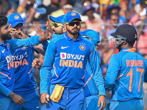 ভারতীয় ক্রিকেটারদের বেতন কাটছাঁটের সম্ভাবনা
