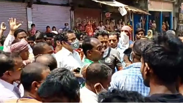 বান্দ্রায় শ্রমিক বিক্ষোভ