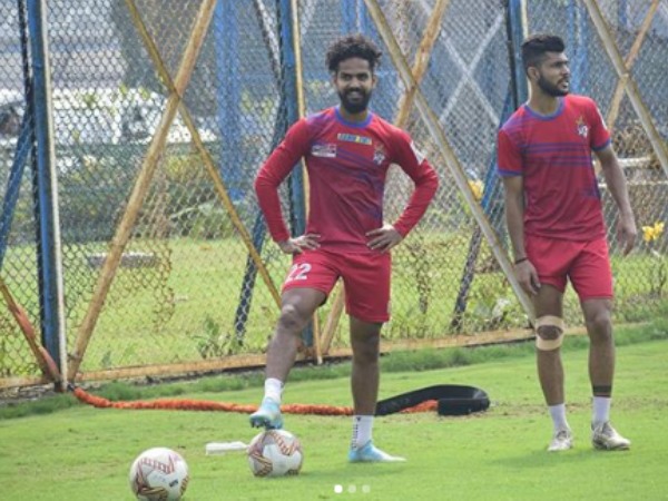 এবার সবুজ-মেরুন জার্সি গায়ে চাপাবেন জবি, এটিকে-মোহনবাগানের সঙ্গে কত বছরের চুক্তি বাড়ল