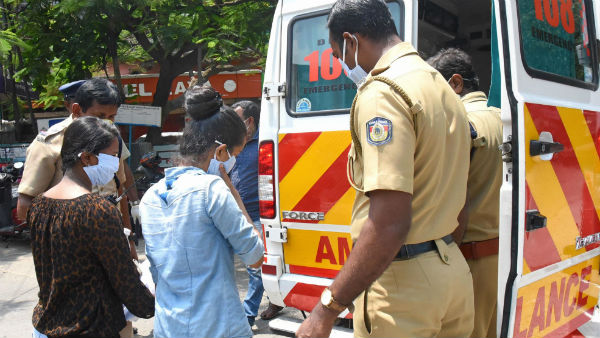 রোগীকে ফেলে পালানোর চেষ্টা