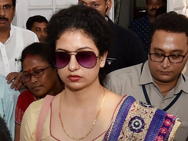 শামির বিরুদ্ধে হাসিনের অভিযোগ শামির বিরুদ্ধে হাসিনের অভিযোগ