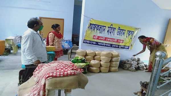 বিভিন্ন জায়গায় সাহায্যের হাত বিভিন্ন জায়গায় সাহায্যের হাত