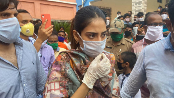 পরিদর্শনে নুসরতও