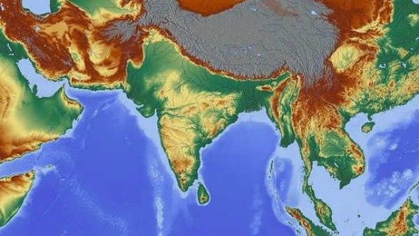 জাতীয়তার গৌরববোধ জাগিয়ে তুলতে নামবদল