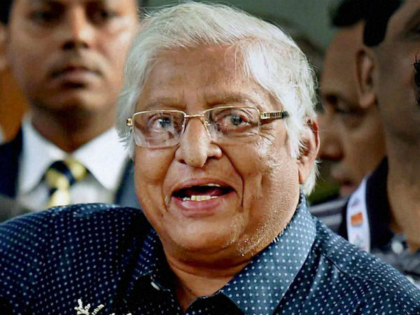 শহরের কোথায় চুনীর নামে রাস্তার নামকরণ হতে পারে