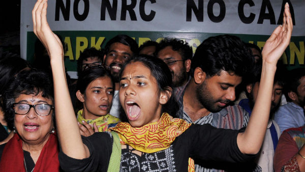 এডুকেশন যাতে লকডাউন না হয়