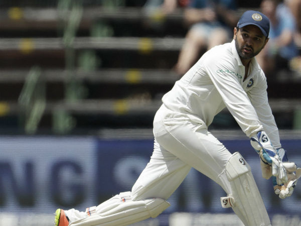 পার্থিবের অভিষেক পার্থিবের অভিষেক