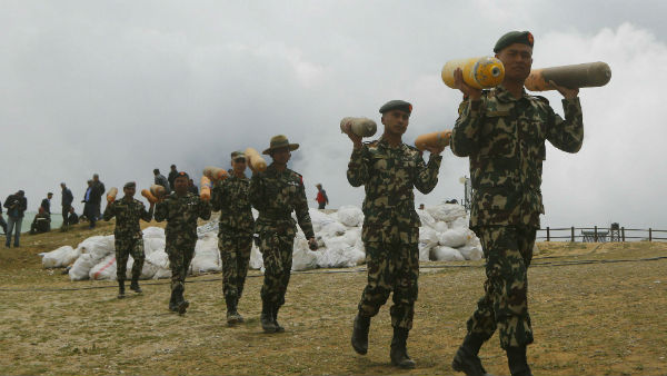 নওগাঁও সেক্টরে মর্টার হামলা