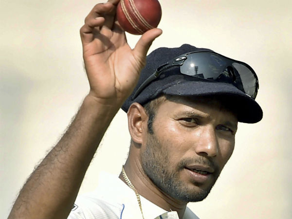 দিন্দার অভিযোগ 
