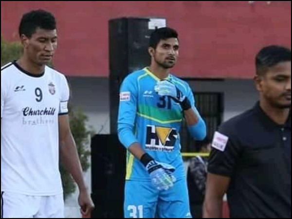 মিঠুনকে আর্থিক সাহায্য শিল্টনের মিঠুনকে আর্থিক সাহায্য শিল্টনের