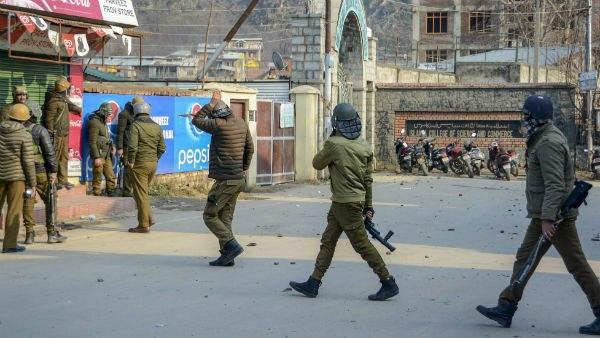 গাড়ি বোমা বিস্ফোরণের পরিকল্পনা বানচাল গাড়ি বোমা বিস্ফোরণের পরিকল্পনা বানচাল