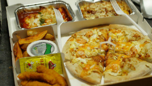 হোটেল যেতে গেলে কী কী সতর্কতা মানতে হবে ? হোটেল যেতে গেলে কী কী সতর্কতা মানতে হবে ?