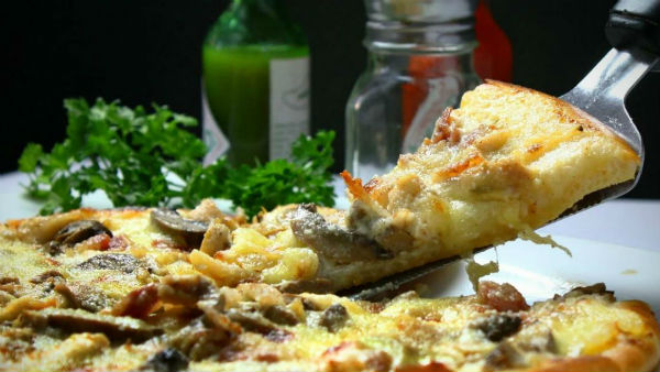 জিনের এক বন্ধুর সঙ্গে একই ঘটনা ঘটেছে জিনের এক বন্ধুর সঙ্গে একই ঘটনা ঘটেছে