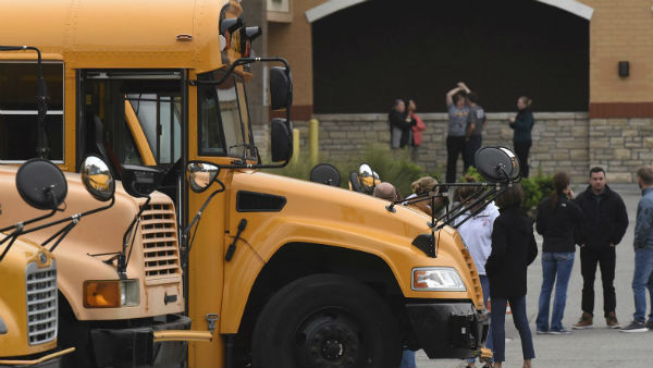 বৃহত্তর আন্দোলনের হুঁশিয়ারি
