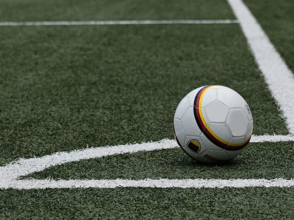 দর্শকহীনের আক্ষেপ