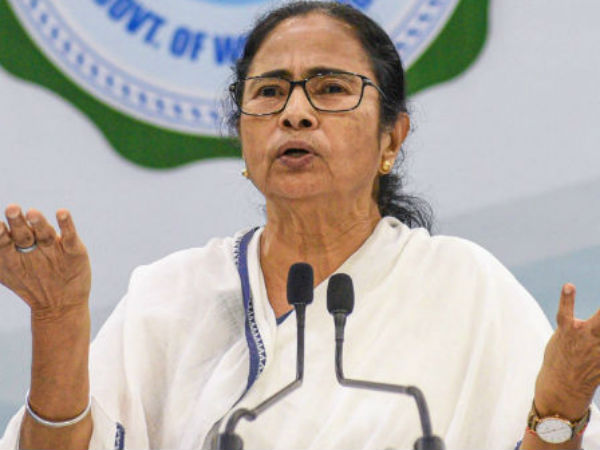 ফেডারেশনকে ফোন মমতার ফেডারেশনকে ফোন মমতার