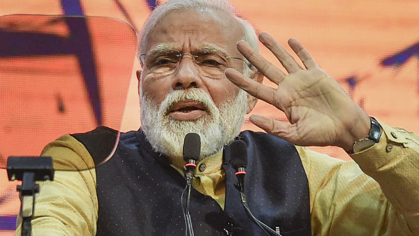 মন কি বাতে মোদীর কথা সফল ছাত্রছাত্রীদের সঙ্গে