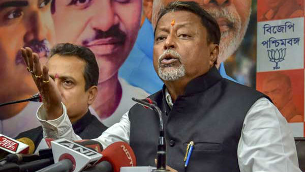 গণতন্ত্রের কণ্ঠরোধ করার চেষ্টা 