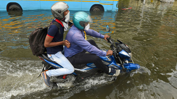 গত ১০ বছরে শহরের বিভিন্ন প্রান্তে বসানো হয়েছে ৭৬টি পাম্পিং স্টেশন