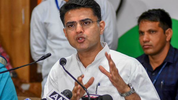 রাহুলের সঙ্গে বৈঠক রাহুলের সঙ্গে বৈঠক