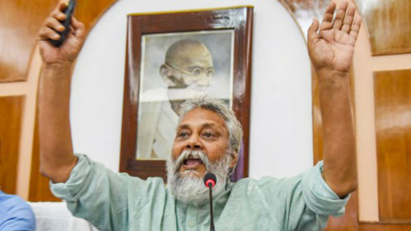 রাজস্থানে এসে অন্য দিকে ঘুরে যায় লক্ষ্য রাজস্থানে এসে অন্য দিকে ঘুরে যায় লক্ষ্য